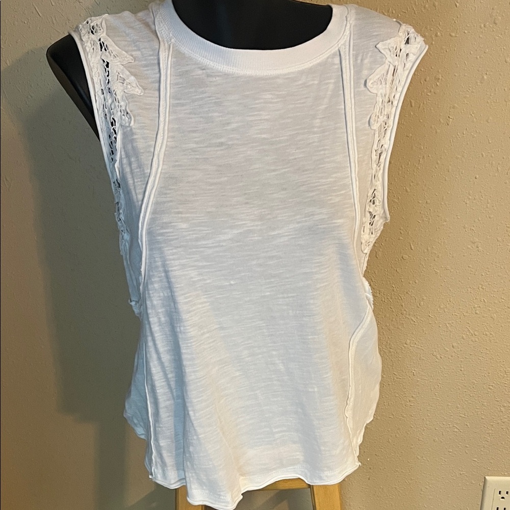 Maurices White Lace-Trim Sleeveless Tank
